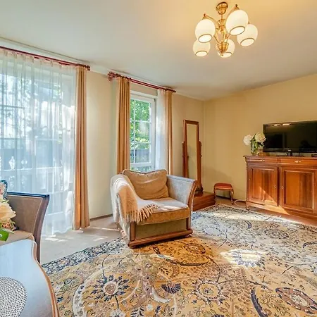 Osrodek Wypoczynkowy Lansk ホリデーパーク *