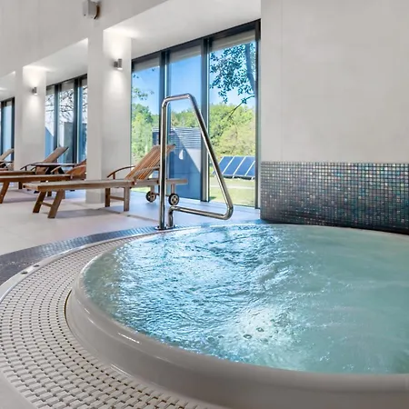 ホリデーパーク Osrodek Wypoczynkowy Lansk *