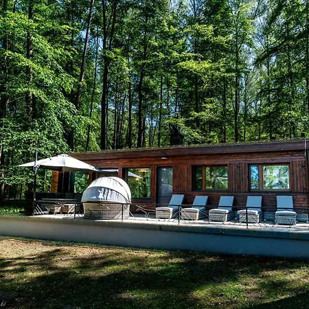 ホリデーパーク Osrodek Wypoczynkowy Lansk スタビグダ